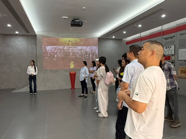 物业专业党支部开展“赓续红色血脉 筑